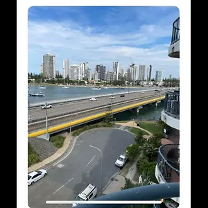 Broadwater Tower 3* Gold Coast